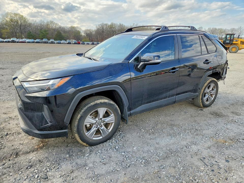 Toyota RAV4 2024, VIN JTMFB3FV3RD174921, 7/10