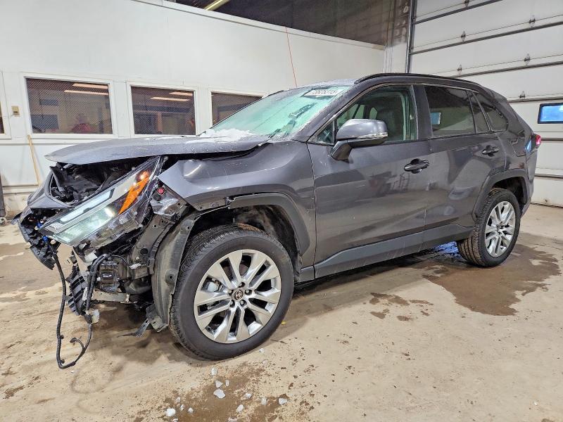 Toyota RAV4 2024, VIN JTMFB3FV3RD174921, 8/10