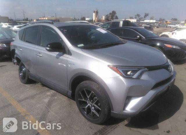 Toyota RAV4 2017, VIN JTMJJREV5HD141886, 1/5