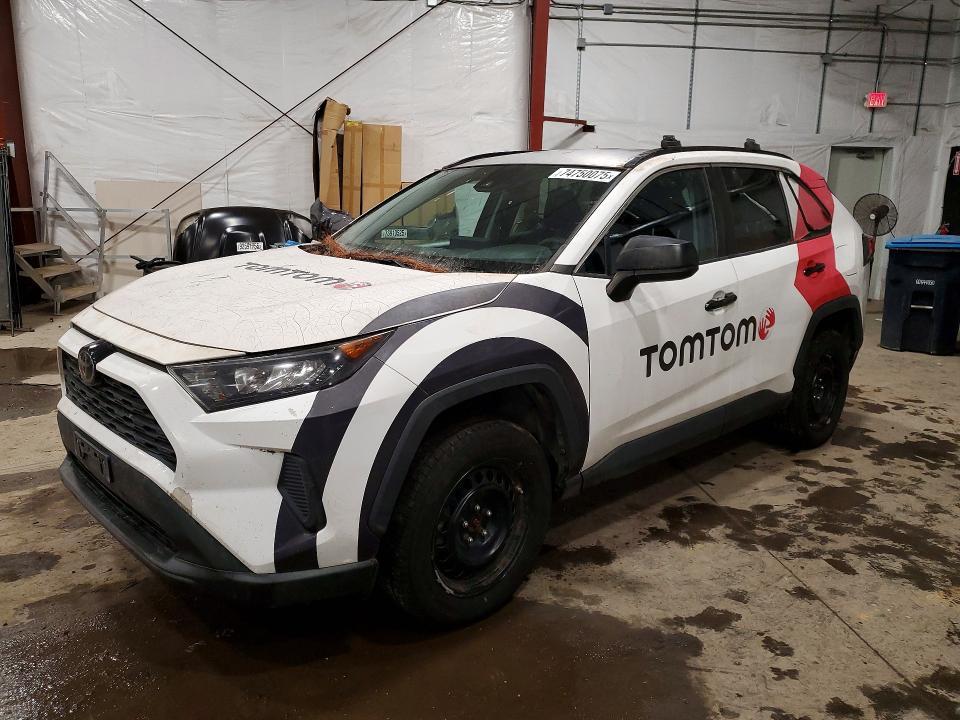Toyota RAV4 2018, VIN JTMRJREV3JD178539, 1/5