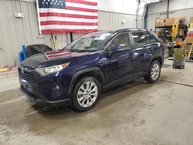 Toyota RAV4 2018, VIN JTMRJREV4JD184964, 3/11