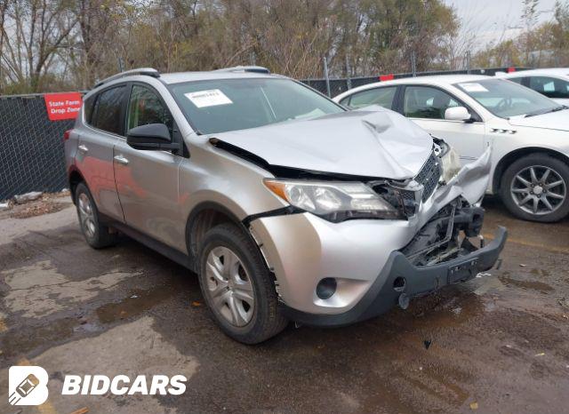 Toyota RAV4 2016, VIN JTMRJREV9GD032400, 2/5