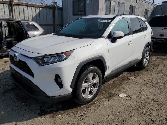 Toyota RAV4 2022, VIN JTMRWRFV6ND152765, 1/5