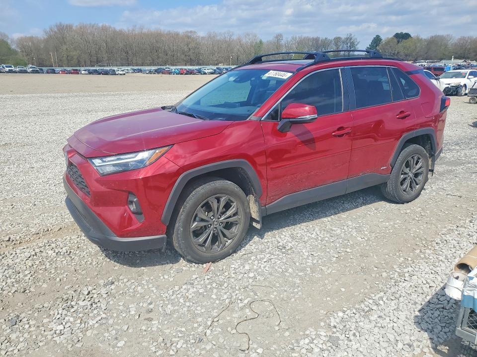 Toyota RAV4 2023, VIN JTMRWRFV9PD183513, 3/5