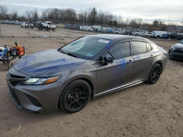 Toyota Camry 2018, VIN JTNB11HK0J3018222, 2/5