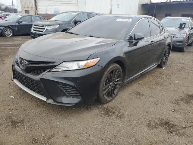 Toyota Camry 2018, VIN JTNB11HK0J3018222, 3/5