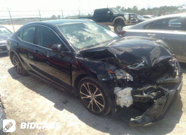 Toyota Camry 2018, VIN JTNB11HK3J3070444, 2/11