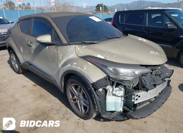Toyota C-HR 2022, VIN JTNKHMBX6N1135998, 2/5