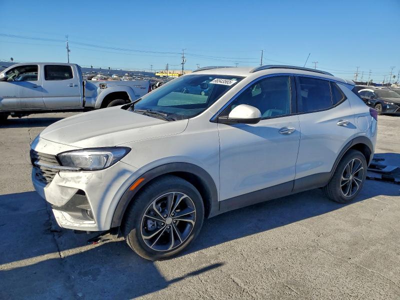Buick Encore 2022, VIN KL4MMDSL5NB105711, 2/5