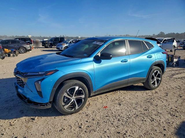 Chevrolet Trax 2024, VIN KL77LHE27RC043807, 2/5
