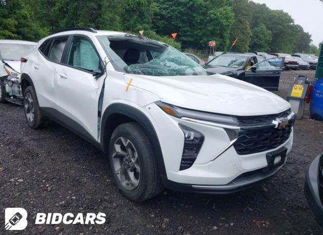 Chevrolet Trax 2024, VIN KL77LHE2XRC054073, 6/10