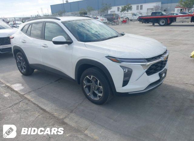Chevrolet Trax 2025, VIN KL77LHEP3SC158860, 4/5
