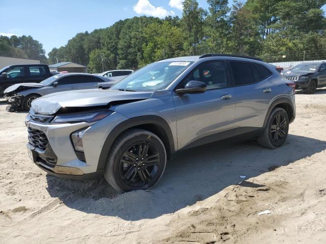 Chevrolet Trax 2024, VIN KL77LJE2XRC008895, 10/11