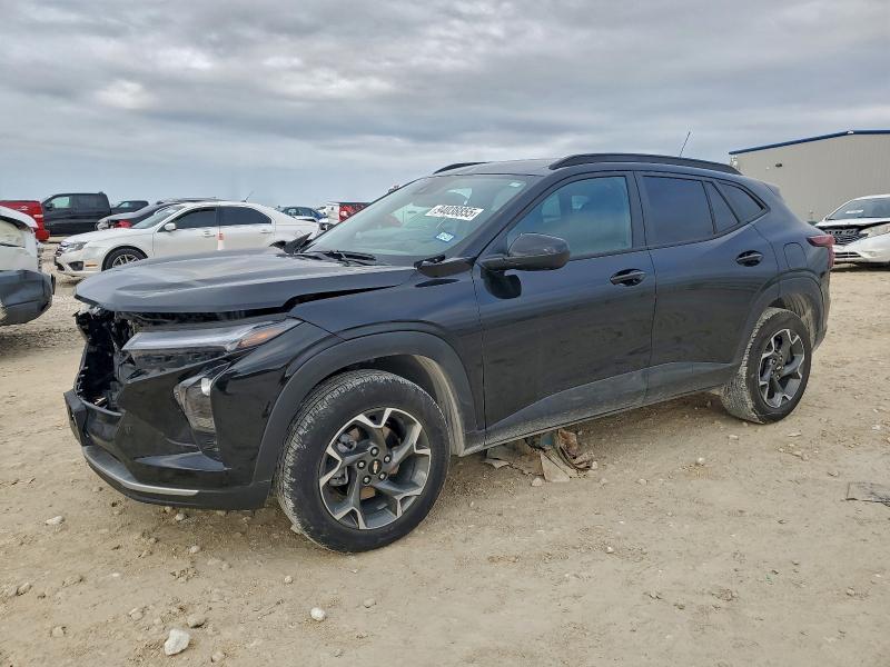 Chevrolet Trax 2024, VIN KL77LKE24RC015203, 3/5