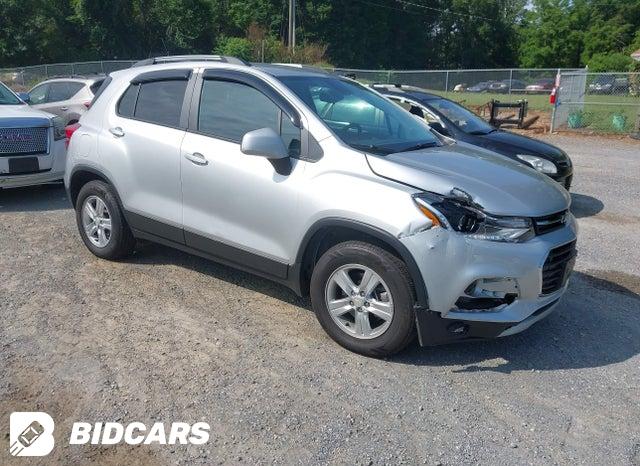 Chevrolet Trax 2022, VIN KL7CJPSM2NB546942, 3/5