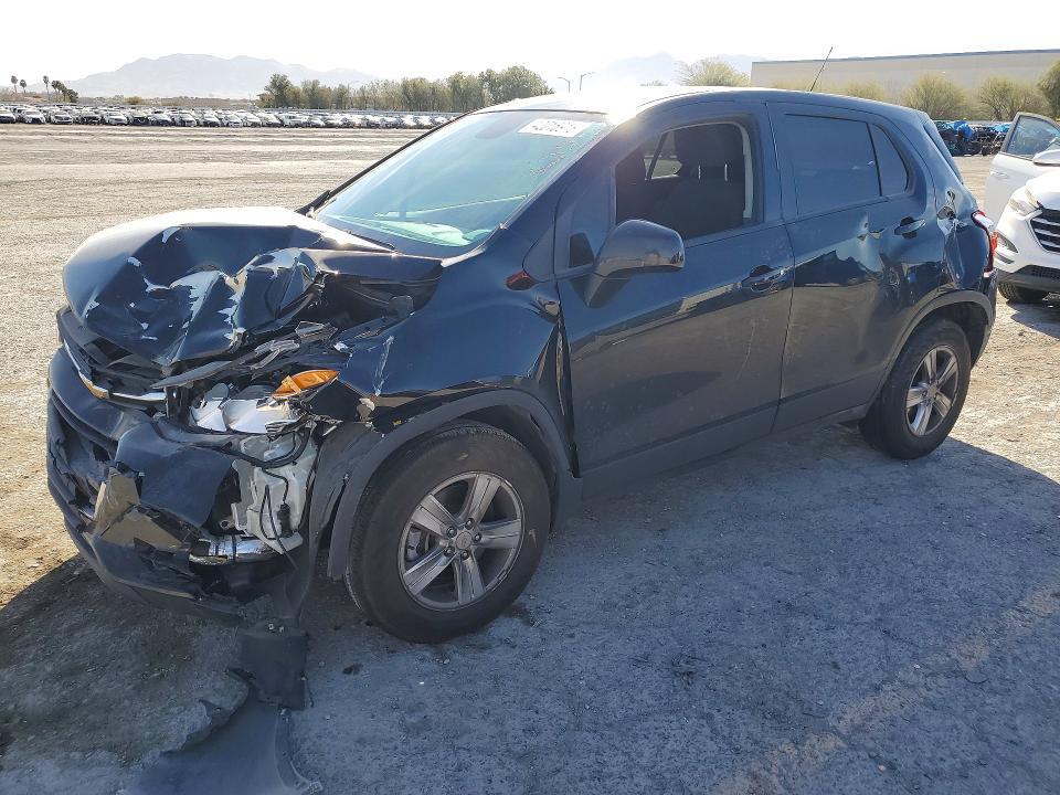 Chevrolet Trax 2022, VIN KL7CJPSM3NB540373, 3/5