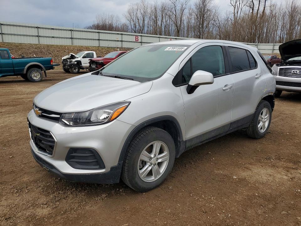 Chevrolet Trax 2022, VIN KL7CJPSM4NB519175, 2/5