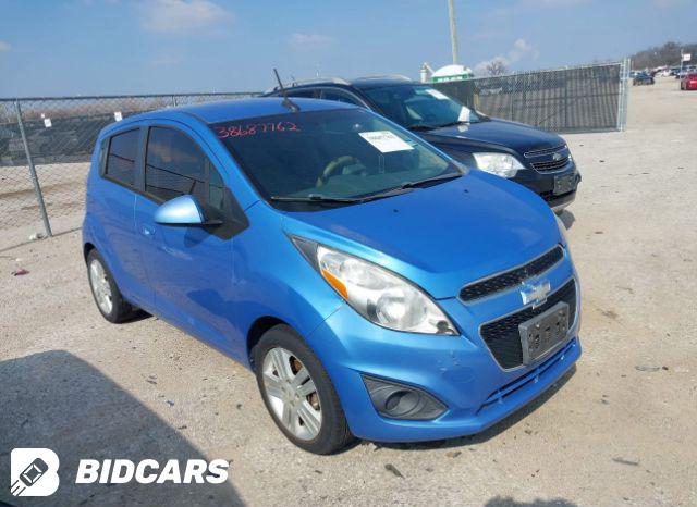 Chevrolet Spark 2015, VIN KL8CL6S00FC700038, 2/5