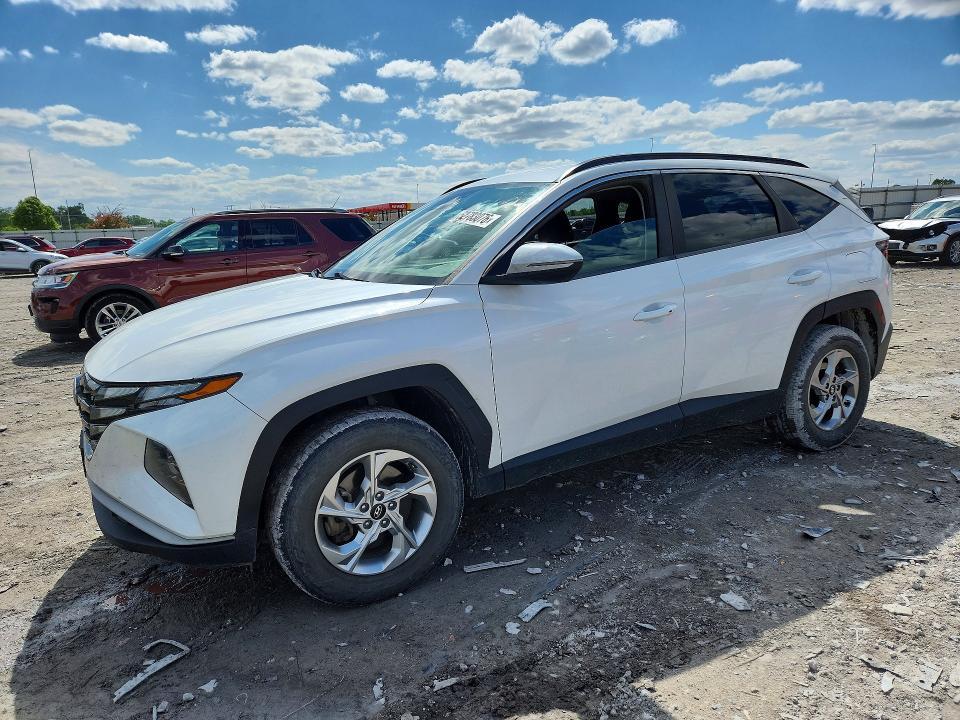 Hyundai Tucson 2022, VIN KM8JFCA16NU054278, 2/5