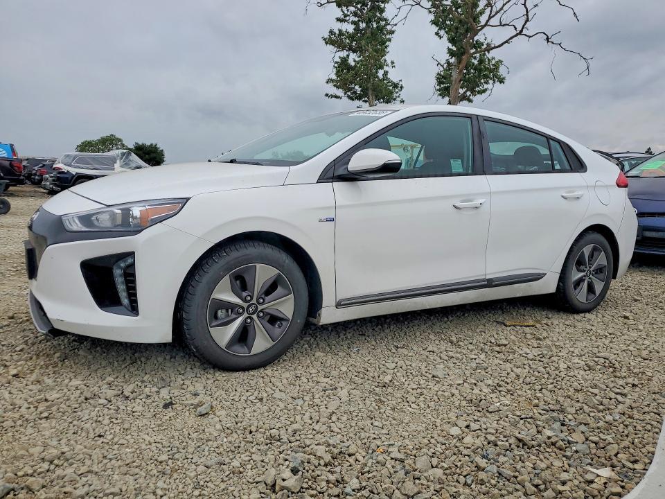 Hyundai Ioniq 2018, VIN KMHC65LC8JU074433, 3/5