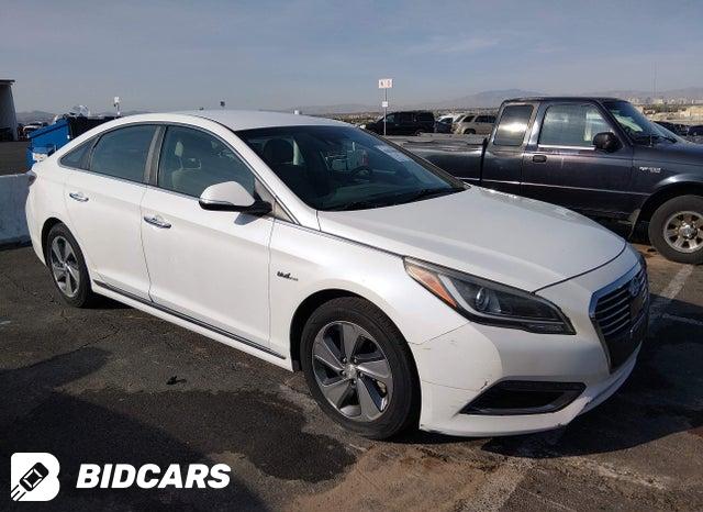 Hyundai Sonata 2015, VIN KMHEC4A41FA137971, 13/21