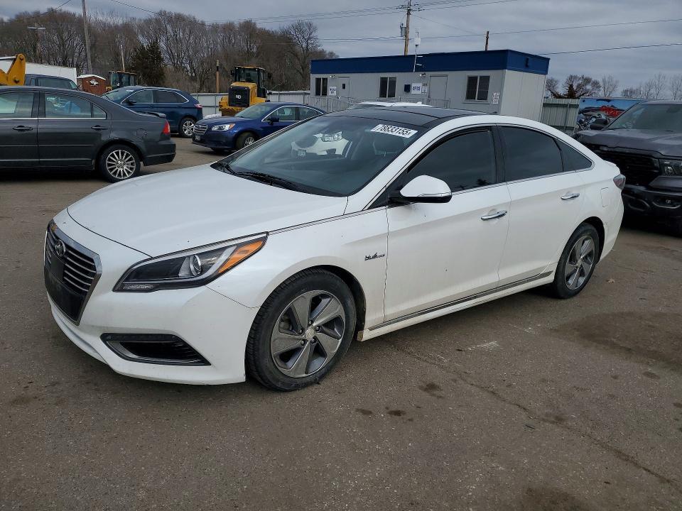 Hyundai Sonata 2015, VIN KMHEC4A41FA137971, 14/21