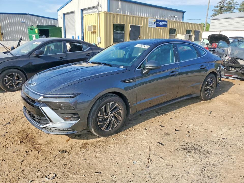Hyundai Sonata 2025, VIN KMHL54JJ2SA126429, 3/5