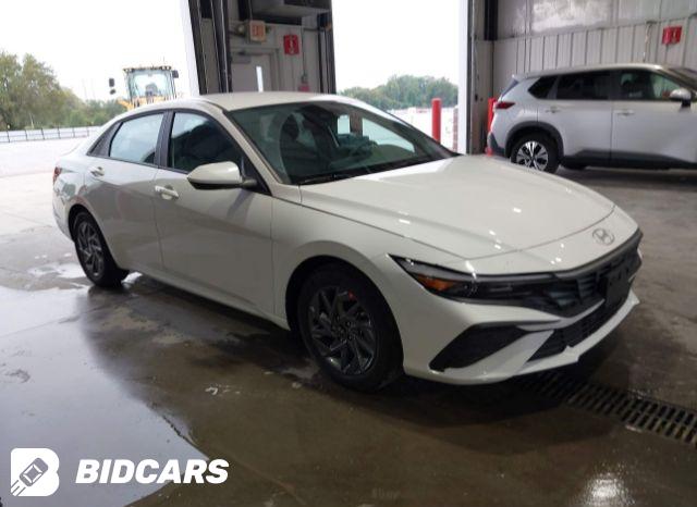 Hyundai Elantra 2023, VIN KMHLM4AG3PU530031, 3/5