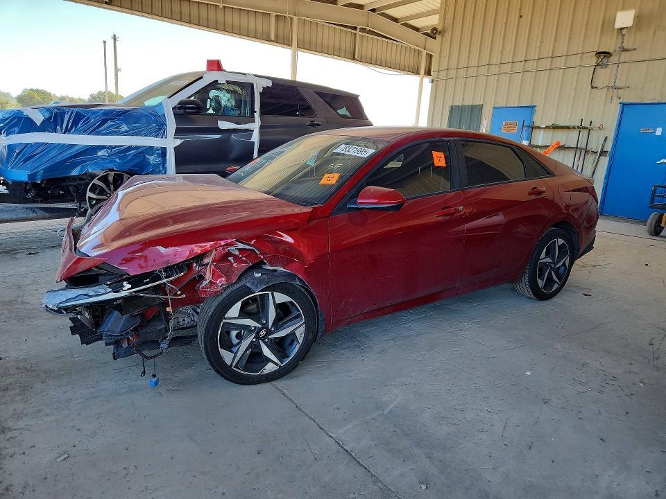 Hyundai Elantra 2023, VIN KMHLP4AG0PU521763, 3/5