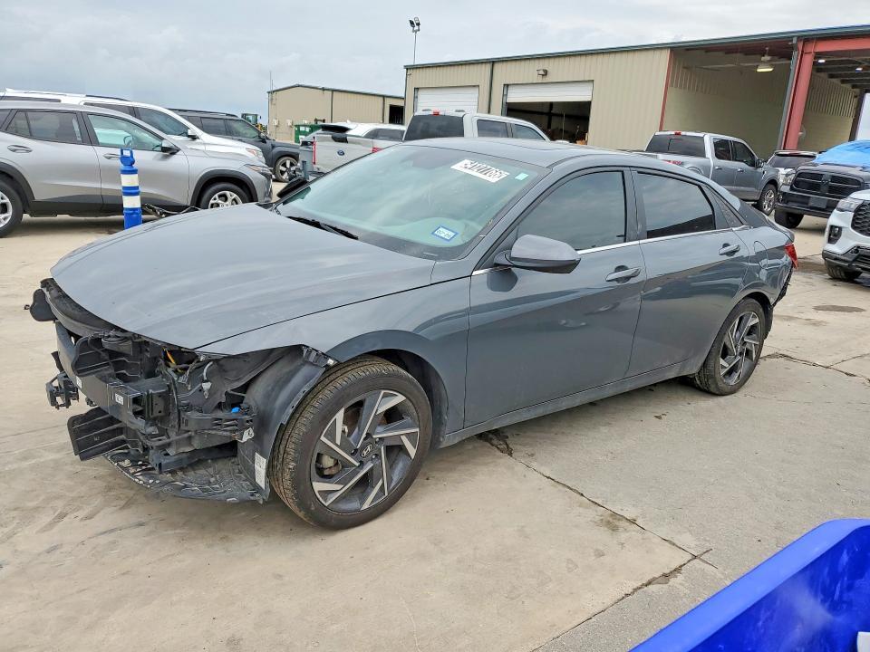 Hyundai Elantra 2025, VIN KMHLW4DK6SU023241, 3/5
