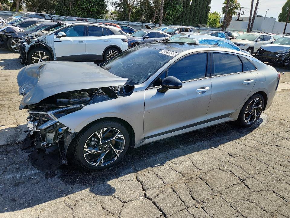 KIA K5 2025, VIN KNAG34J74S5304654, 2/5