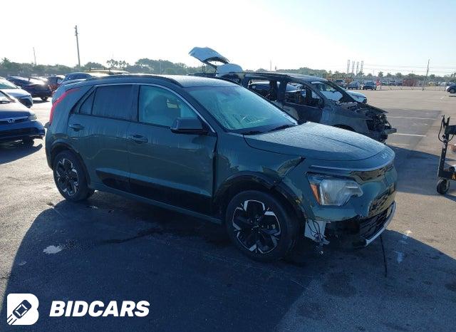 KIA Niro 2023, VIN KNDCR3LE6P5058316, 3/5