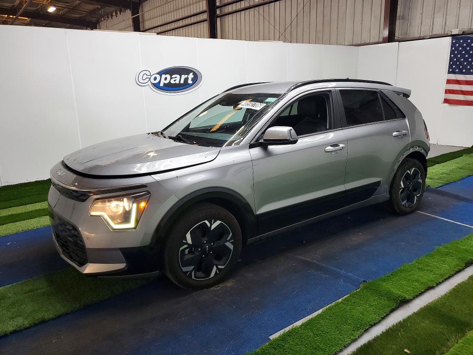 KIA Niro 2023, VIN KNDCR3LE6P5058316, 4/5