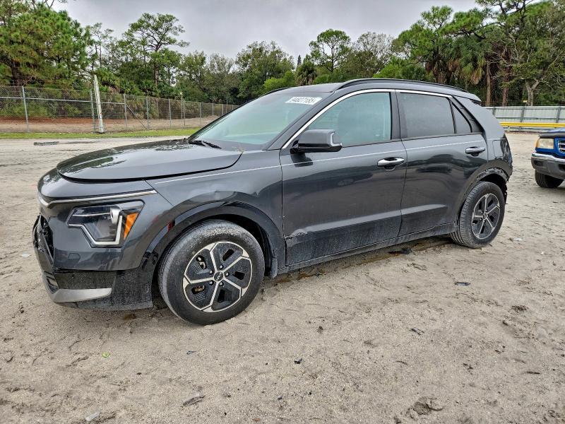 KIA Niro 2024, VIN KNDCR3LE9R5136428, 1/5