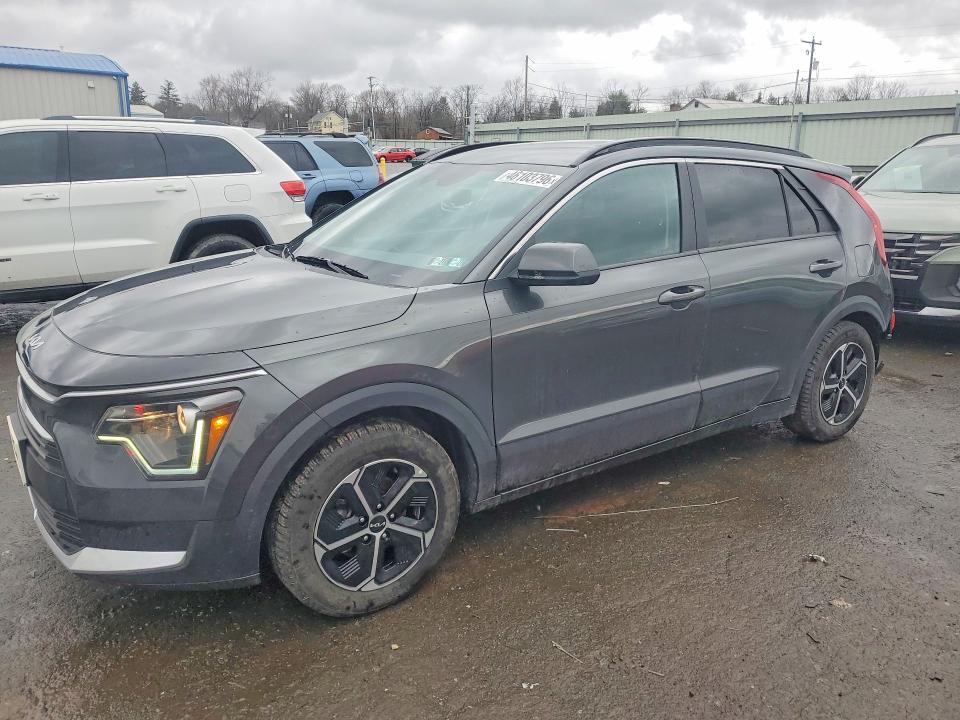 KIA Niro 2024, VIN KNDCR3LE9R5136428, 3/5