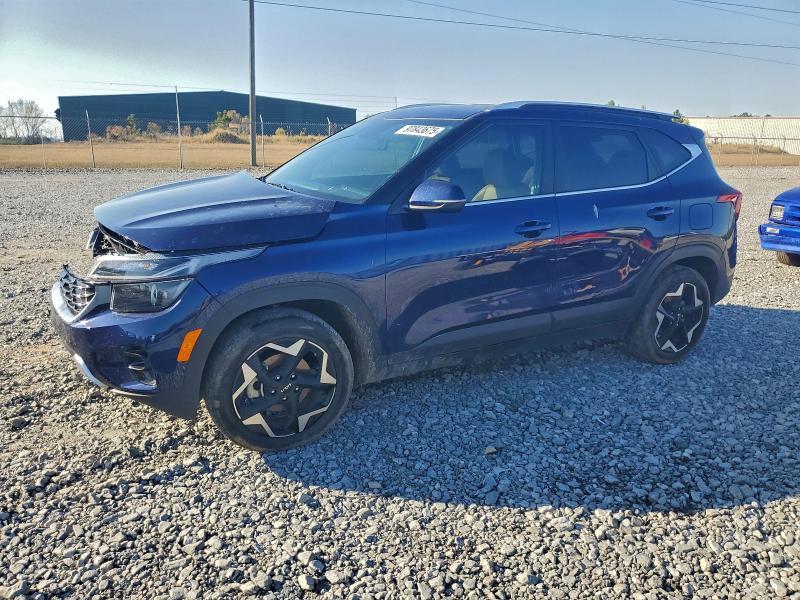 KIA Seltos 2023, VIN KNDEPCAA4P7368158, 3/5