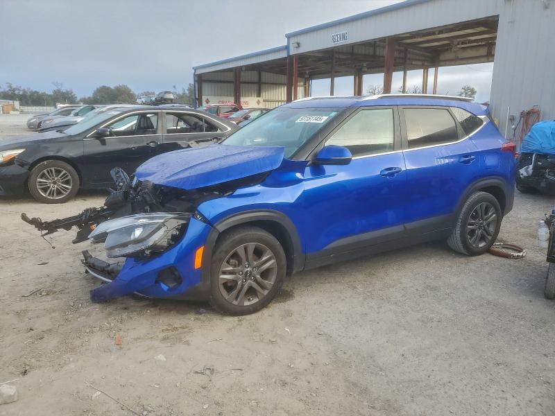 KIA Seltos 2023, VIN KNDEPCAA7P7413867, 2/5