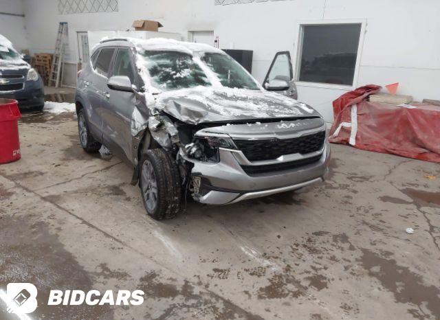 KIA Seltos 2023, VIN KNDEPCAAXP7424376, 4/5