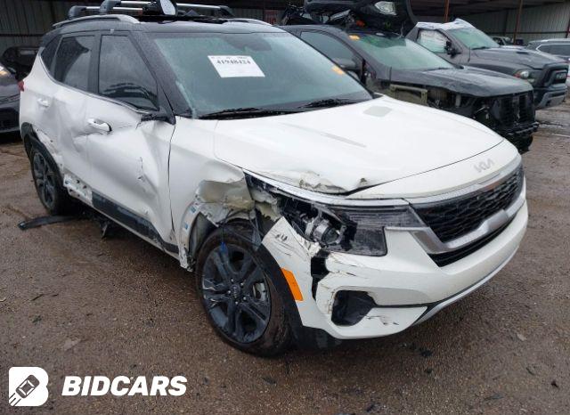 KIA Seltos 2023, VIN KNDERCAA2P7467975, 3/10