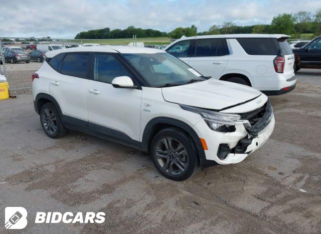 KIA Seltos 2022, VIN KNDEU2AA5N7313976, 3/5