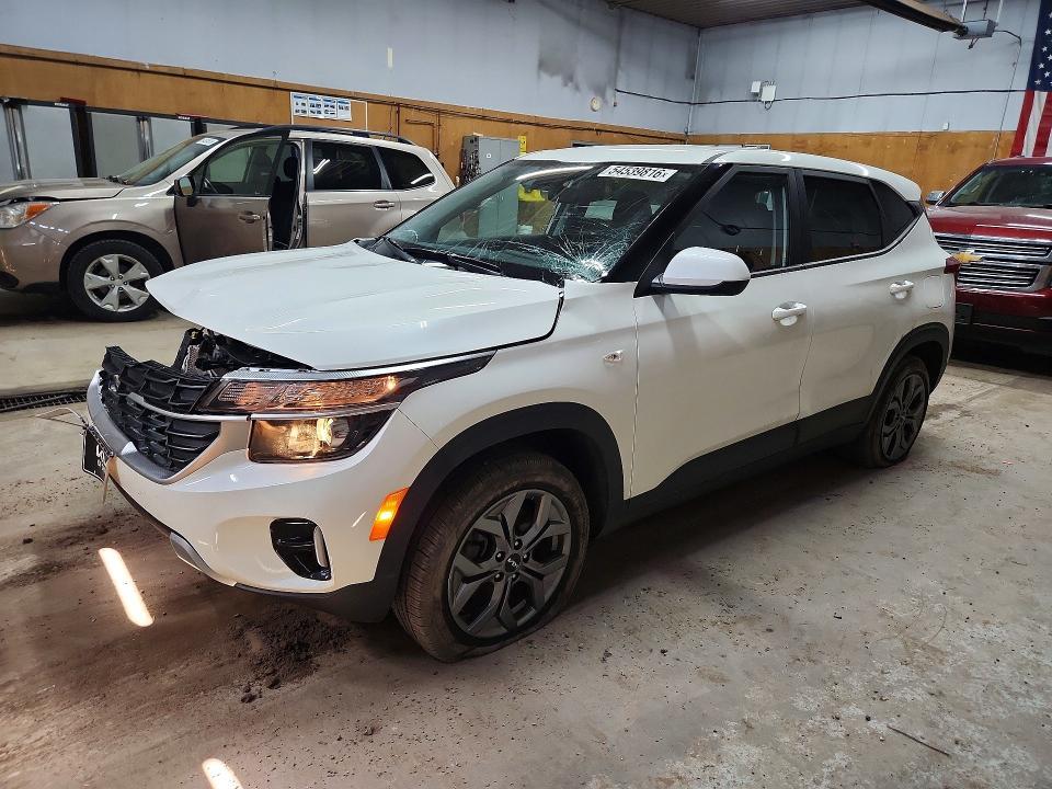 KIA Seltos 2023, VIN KNDEU2AA5P7448653, 2/5