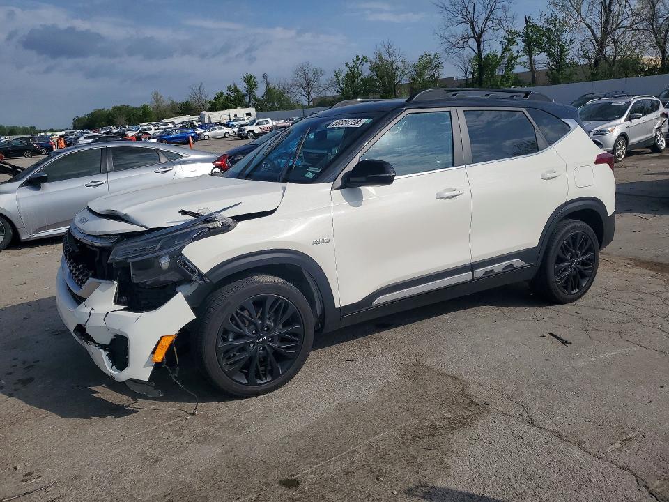KIA Seltos 2024, VIN KNDEU2AA8R7546255, 3/5
