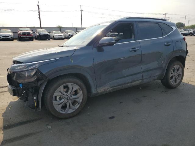 KIA Seltos 2024, VIN KNDEUCAA1R7550105, 3/5