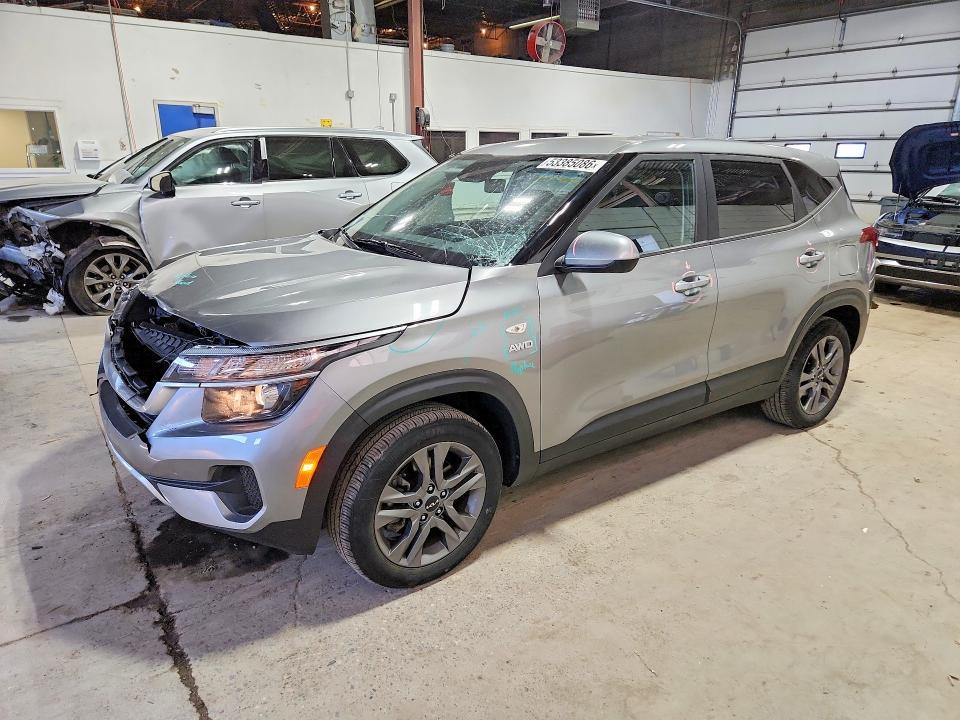 KIA Seltos 2024, VIN KNDEUCAA2R7584974, 2/5