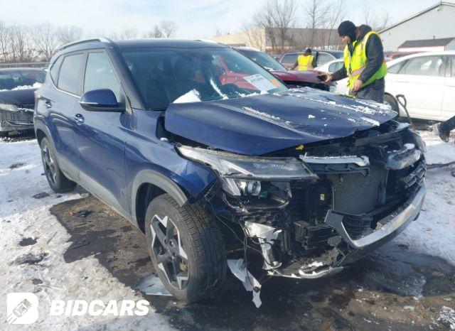 KIA Seltos 2023, VIN KNDEUCAA5P7454569, 2/5
