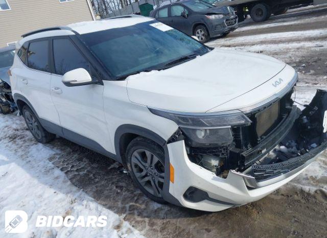 KIA Seltos 2022, VIN KNDEUCAA6N7313605, 3/5