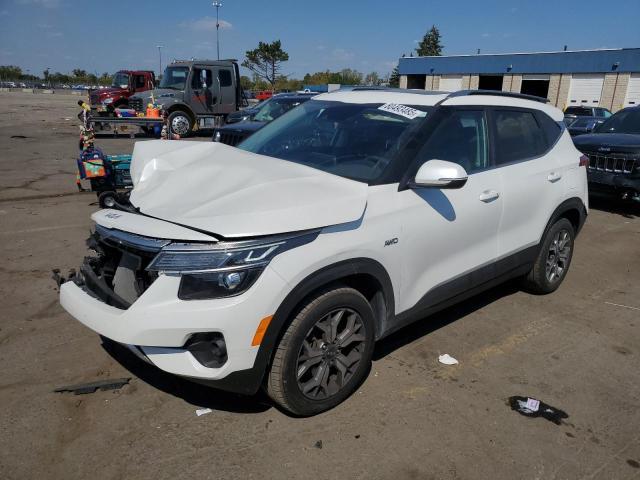 KIA Seltos 2023, VIN KNDEUCAA9P7352630, 3/5
