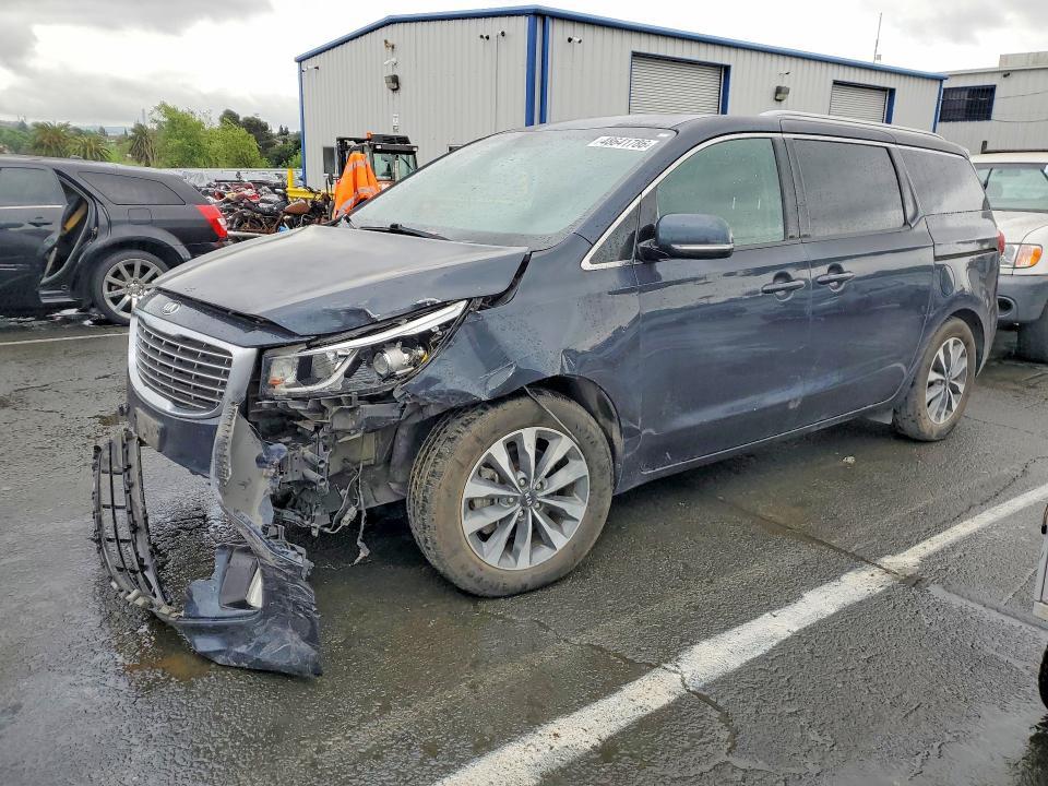 KIA Sedona 2016, VIN KNDMB5C14G6164467, 3/5