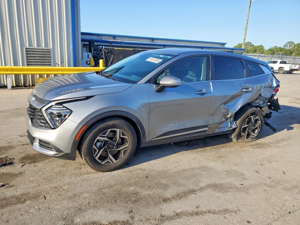 KIA Sportage 2023, VIN KNDPXCAGXP7018952, 4/5