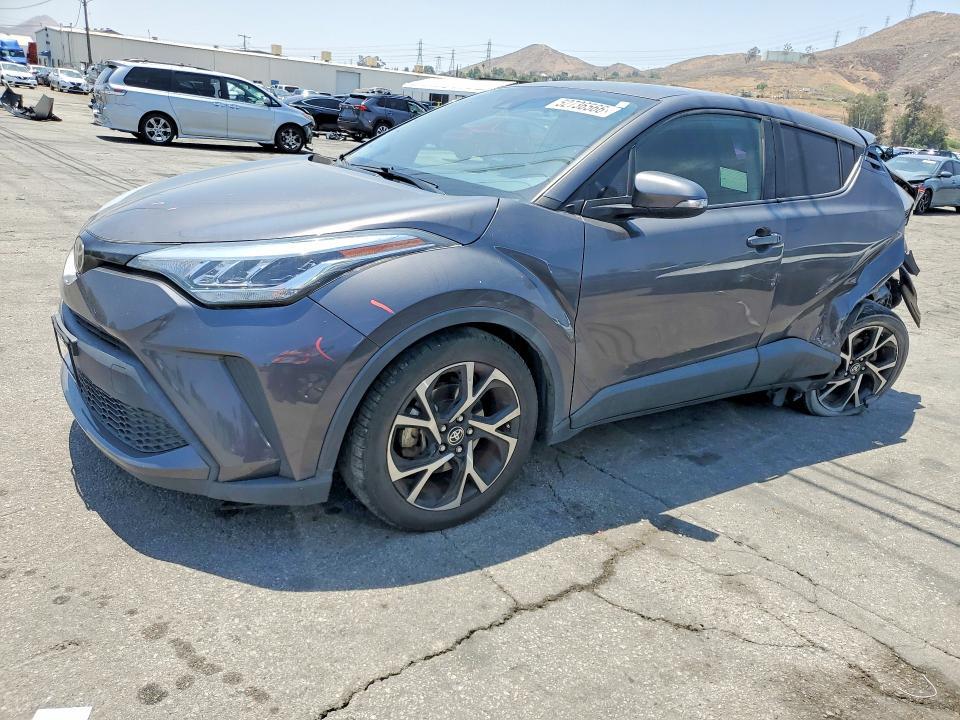 Toyota C-HR 2021, VIN NMTKHMBX3MR139480, 2/10
